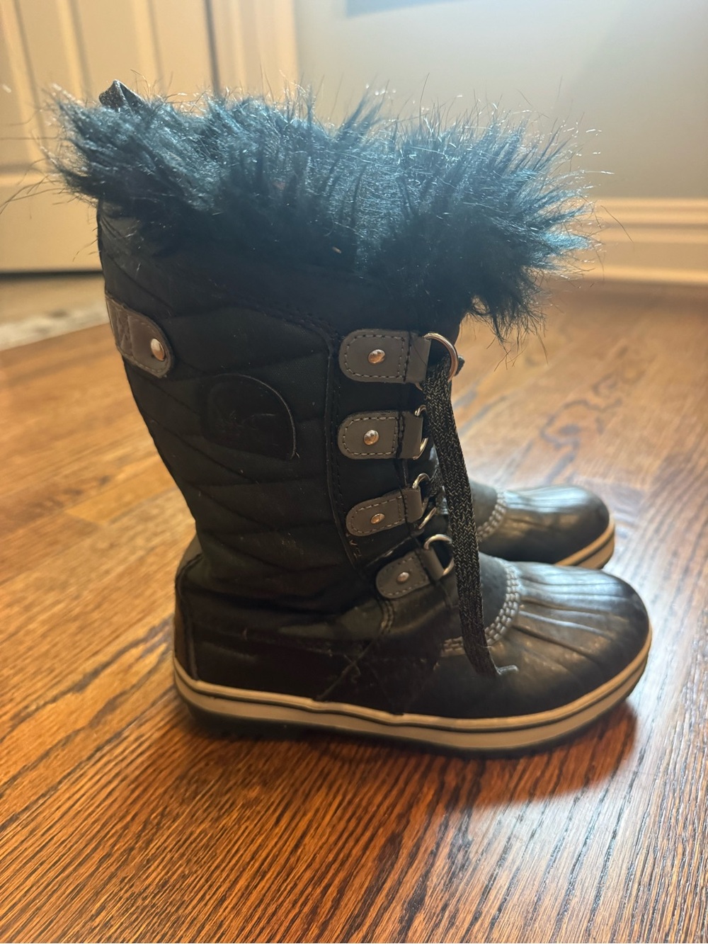 Sorel Black Kids Fur-Trim Lace-Up Rain & Snow Boots